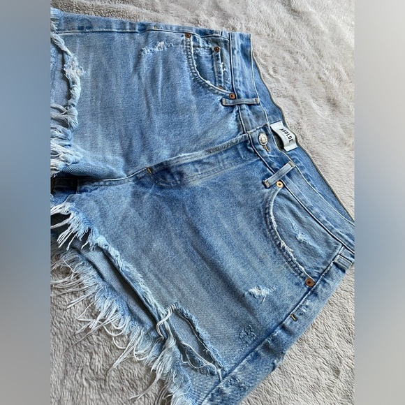 AGOLDE Parker Vintage Cutoff Shorts - Picture 9 of 10